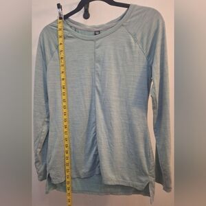 Nyl Women's Light Blue Long Sleeve Top Size Medium